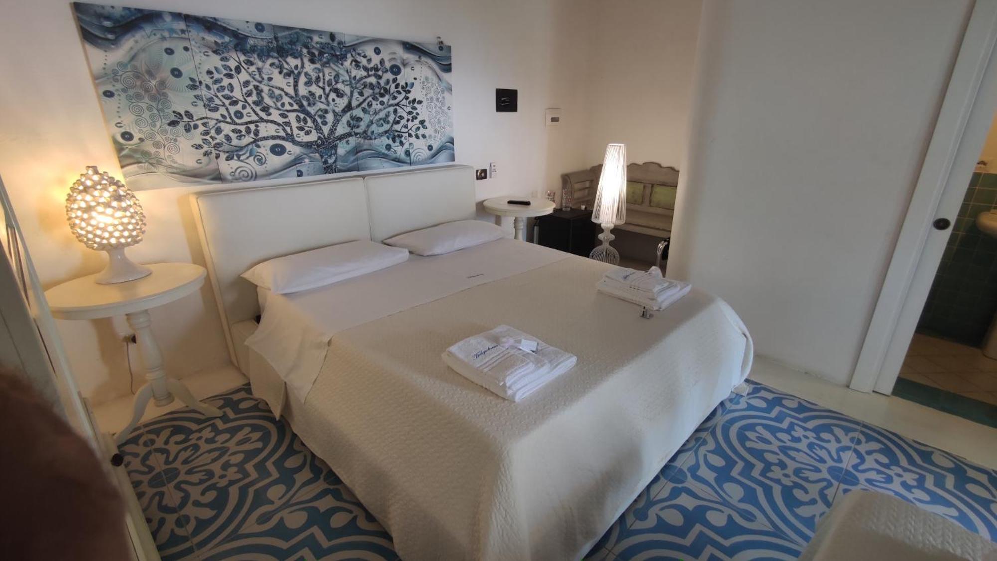 Halgoduria Hotel Santa Marina Salina Room photo