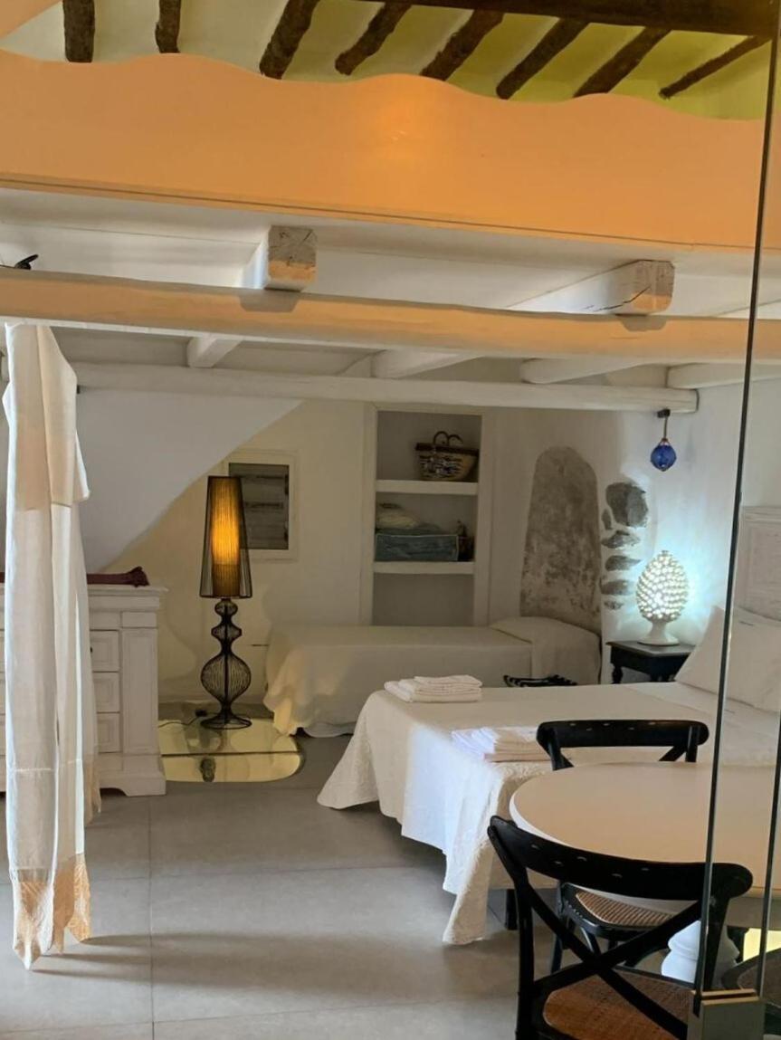 Halgoduria Hotel Santa Marina Salina Room photo